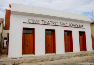 Leia mais sobre o artigo Cine São Joaquim exibe série de animação sobre Cora Coralina