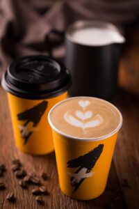 Leia mais sobre o artigo No dia mundial do café franquia oferta 100mil cafés gratuitos