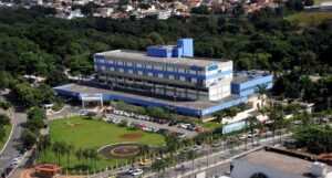 Leia mais sobre o artigo <em>Governo de Goiás publica edital de chamamento público para nova gestão do Hugo</em>