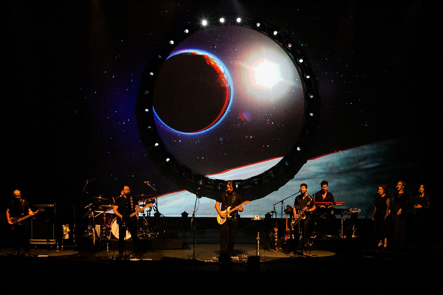 Você está visualizando atualmente ATOM Pink Floyd apresenta em Goiânia a turnê “Eclipse”, celebrando 50 anos de “The Dark Side of the Moon”