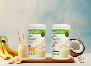 Leia mais sobre o artigo Herbalife lança novos sabores de shake vegetariano: Coco e Banana Caramelizada