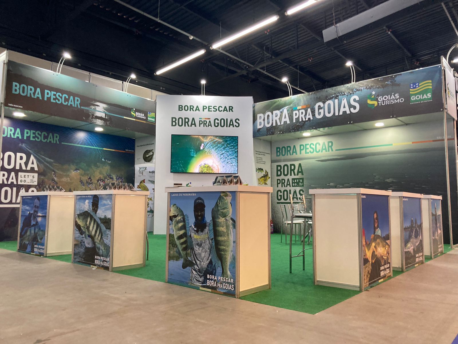 Você está visualizando atualmente <em>Governo de Goiás promove principais destinos de pesca na maior feira da América Latina</em>