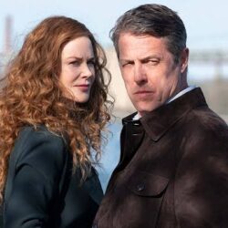 Hugh Grant está de volta aos holofotes
