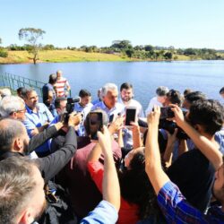 Caiado entrega barragem no Daia