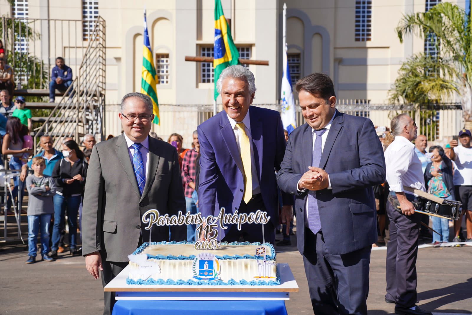 Você está visualizando atualmente Governador Ronaldo Caiado acompanha festividades dos 115 anos de Anápolis