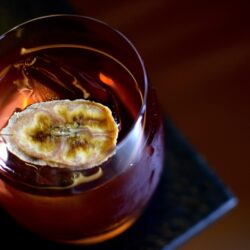 Zimbro Cocktails & Co representa a região Centro-Oeste no Negroni Week