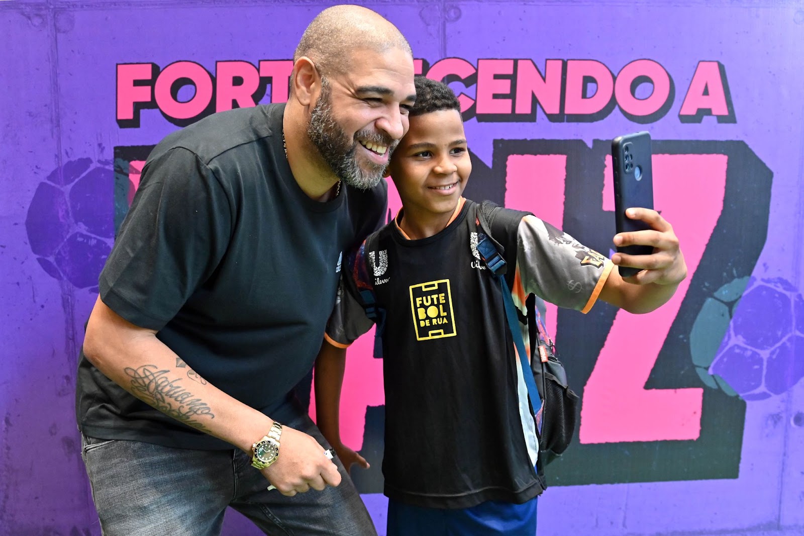 No momento, você está visualizando Adriano Imperador lança projeto social com HBO Max e Centauro em São Paulo