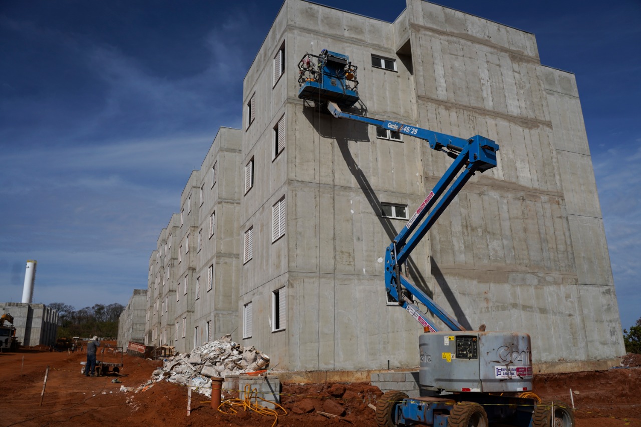 No momento, você está visualizando Governo de Goiás abre seleção do Crédito Parceria para financiamento de apartamentos em Goiânia