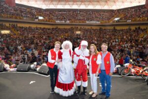 Leia mais sobre o artigo Governo de Goiás distribui milhares de brinquedos do Natal do Bem, em Goiânia