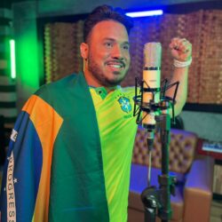 Copa do Mundo do Catar: Marcelo Martins, ex-João Lucas e Marcelo, parceiro de Neymar e de Ronaldinho Gaúcho lança novo hino da seleção brasileira