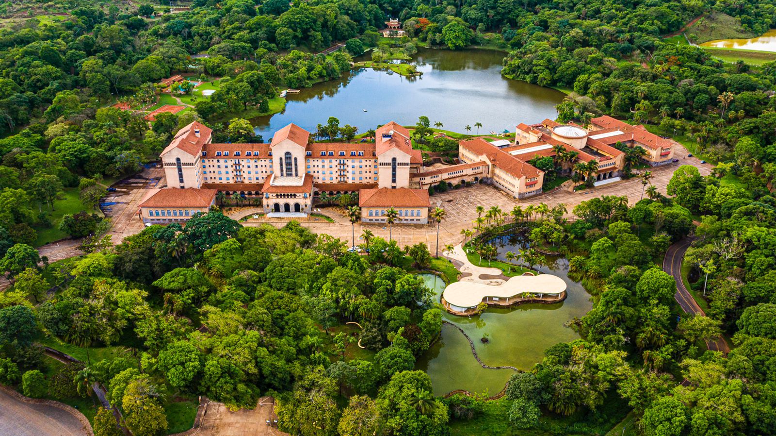 Você está visualizando atualmente Grande Hotel Termas de Araxá terá programação especial no Carnaval