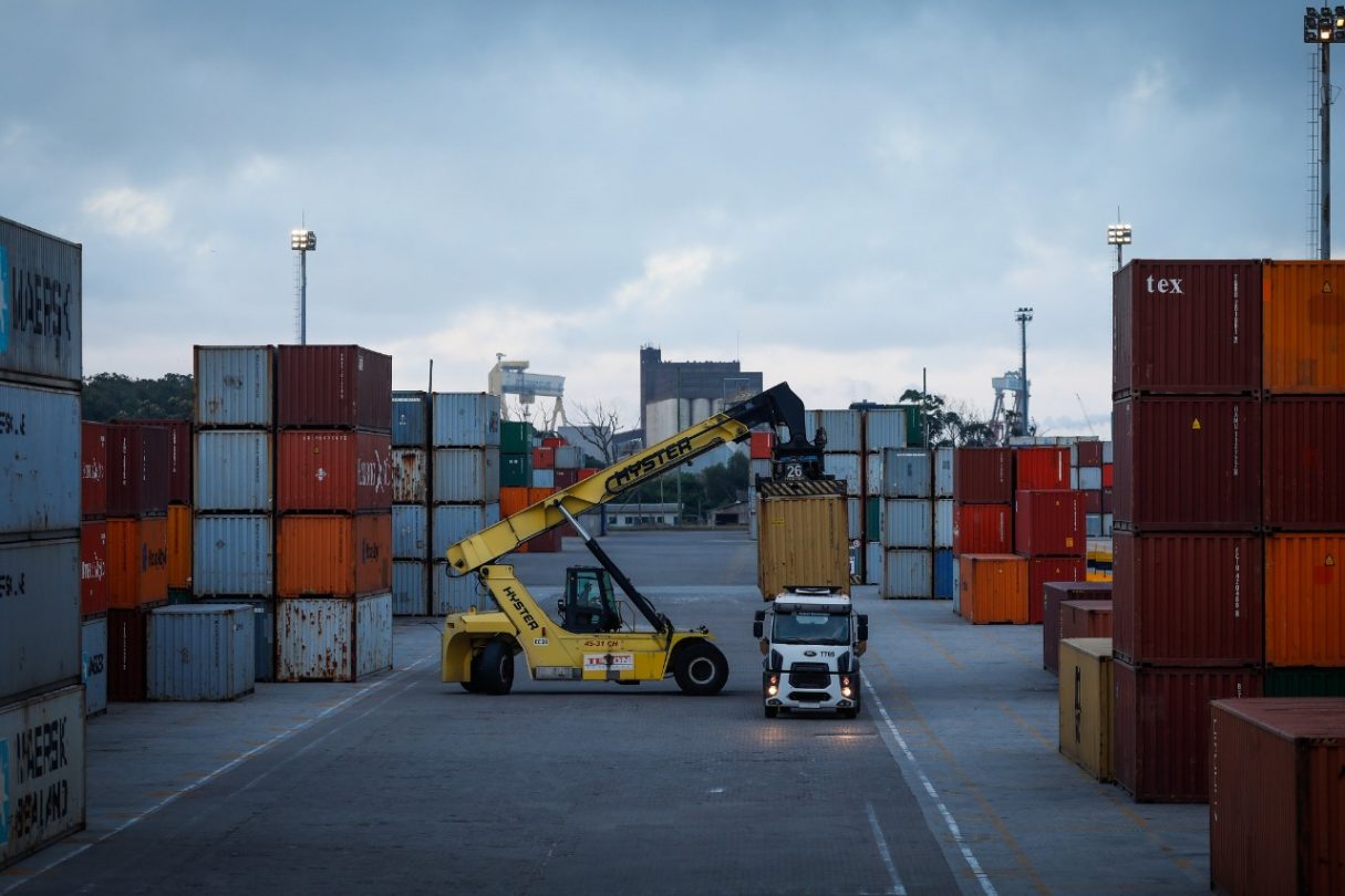 No momento, você está visualizando Goiás aumenta exportação em 51,5% em um ano e sobe três posições no ranking nacional