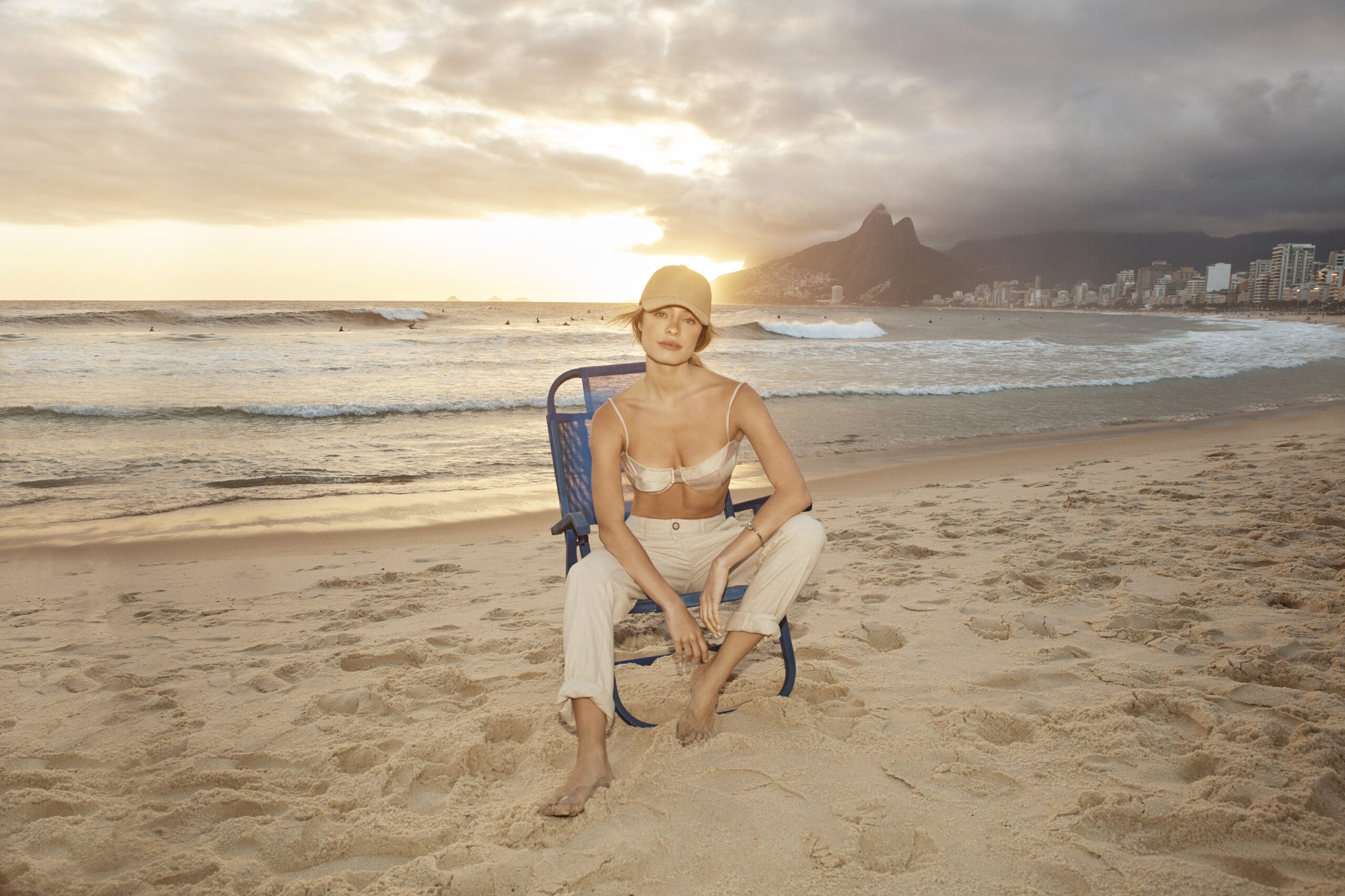 No momento, você está visualizando Reversa lança colaboração com ESC para lançamento de coleção de verão