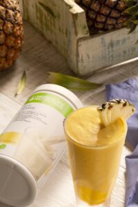Leia mais sobre o artigo Receita Fit e Zero Lactose: smoothie frapê de abacaxi