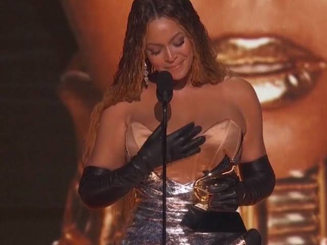 Você está visualizando atualmente Beyoncé se torna a maior vencedora da história da premiação do Grammy 2023