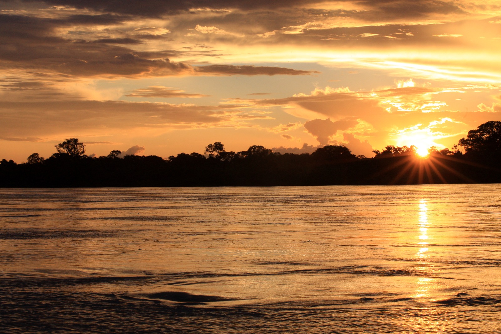 Você está visualizando atualmente Com patrocínio do Governo de Goiás, Aruanã sedia torneio de pesca Gigantes do Araguaia