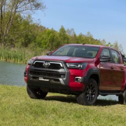 Toyota Hilux completa 55 anos no mercado mundial sendo sinônimo de qualidade e robustez