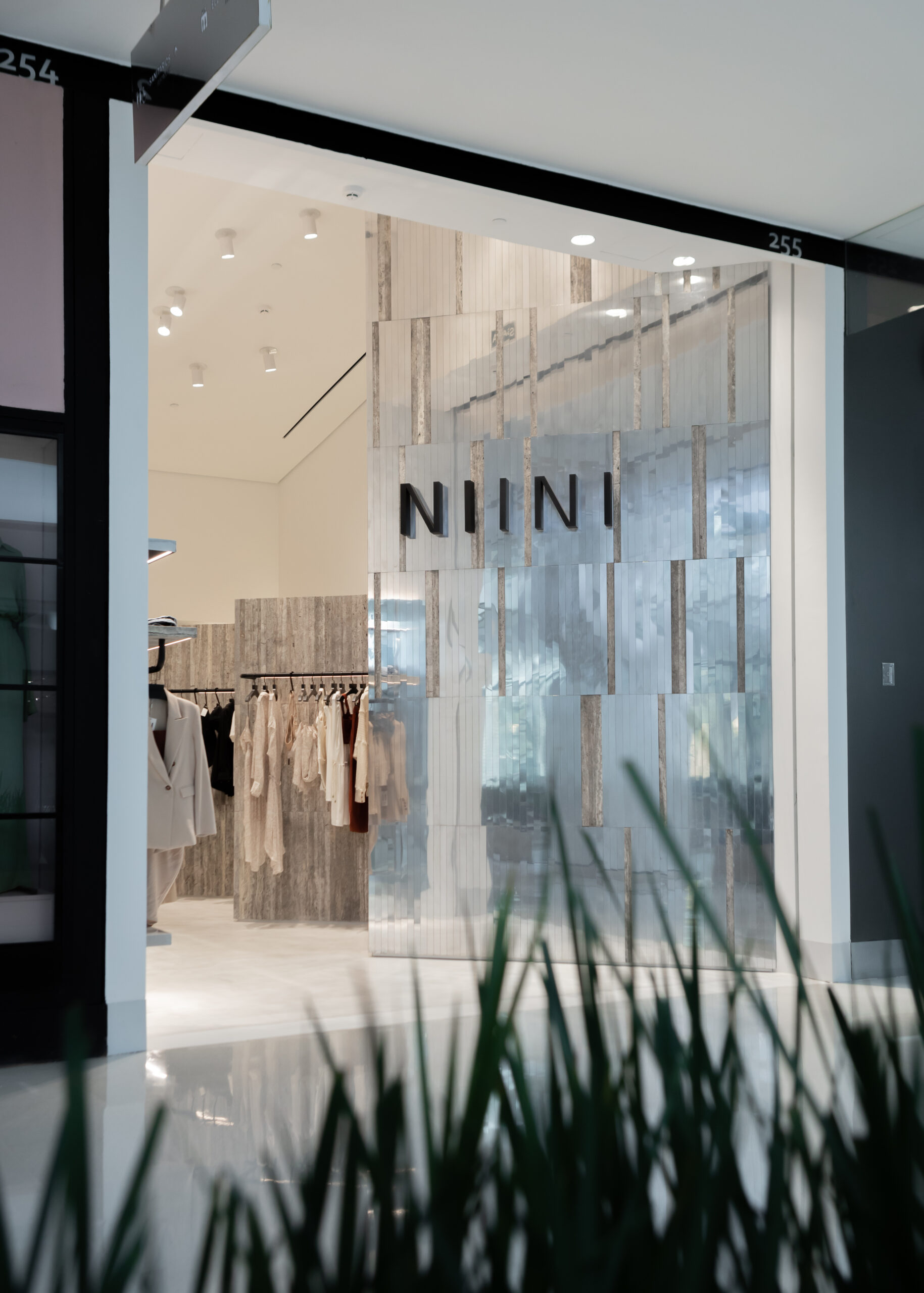 No momento, você está visualizando Carol Celico inaugura primeira loja física de sua marca, NIINI, no JK Iguatemi