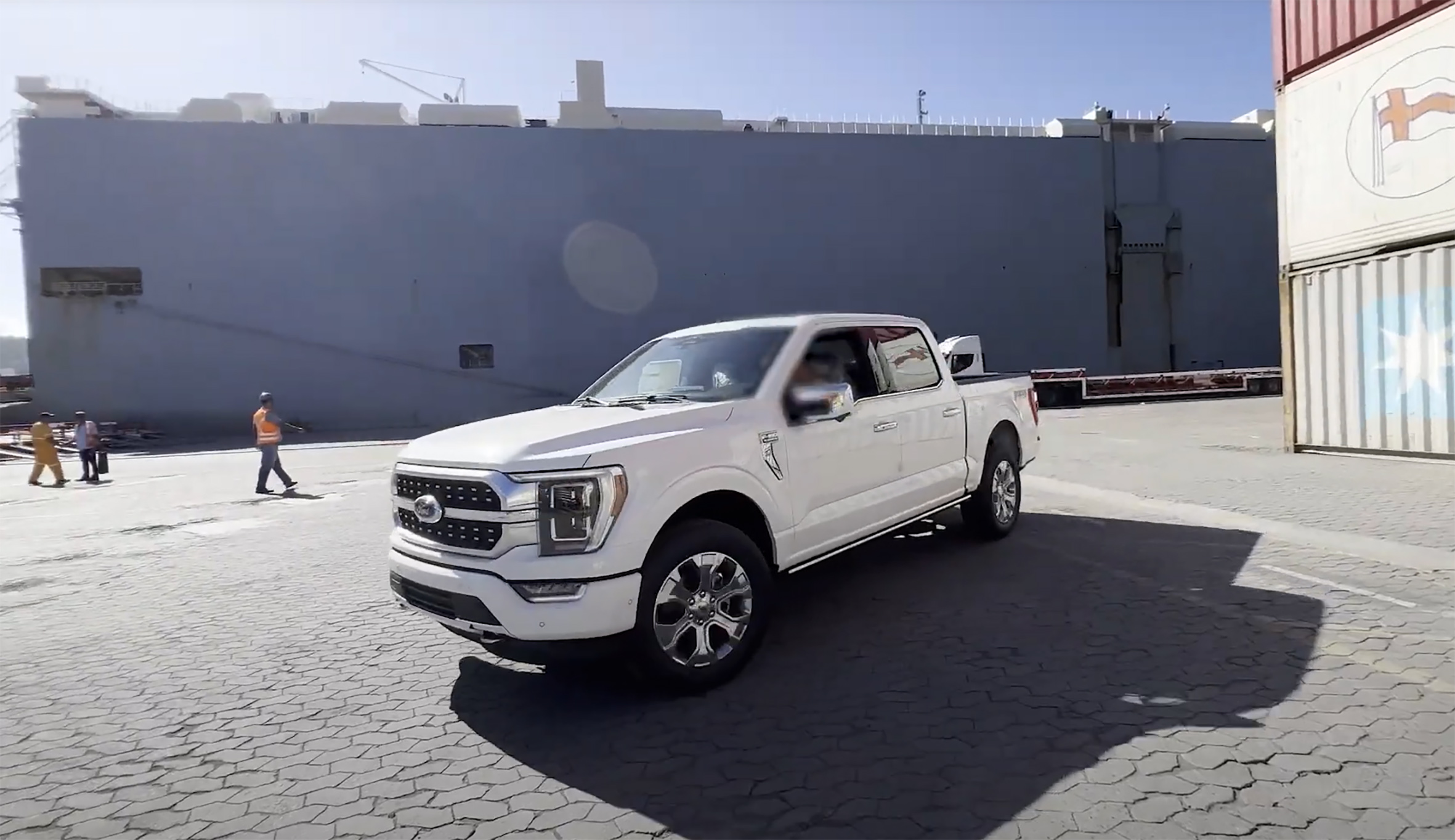 Você está visualizando atualmente Ford anuncia a chegada das primeiras F-150 ao país