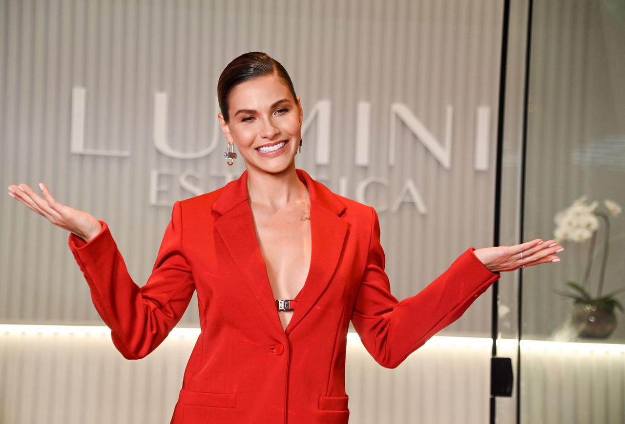 No momento, você está visualizando <em>Andressa Suita apresenta unidade modelo da Lumini Estética</em>