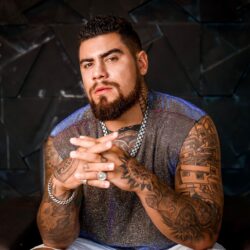Donato no Relato aposta em novo álbum romântico