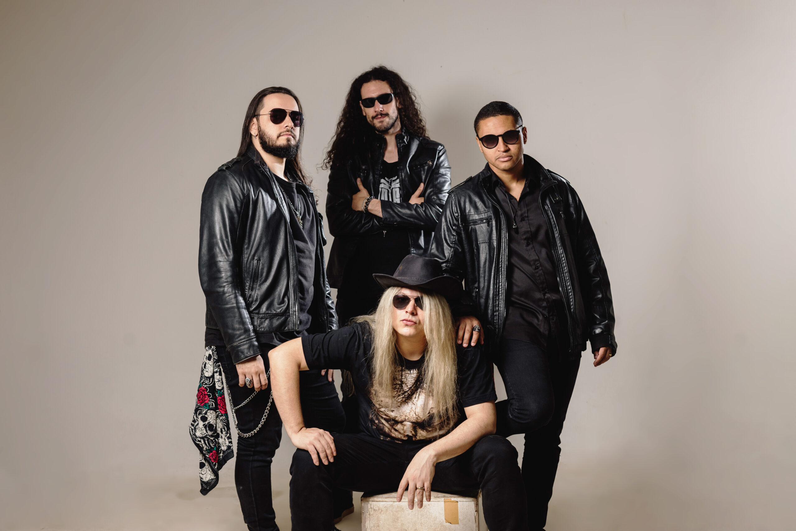 No momento, você está visualizando Shotgun promove noite Hard Rock no Lowbrow