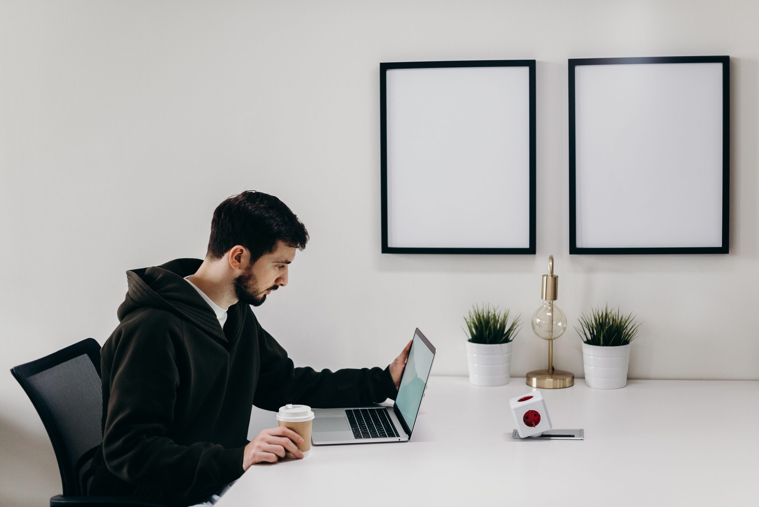 No momento, você está visualizando <strong>Estácio vai capacitar mais de 75 mil alunos em computação na nuvem em colaboração com a Amazon Web Services</strong>