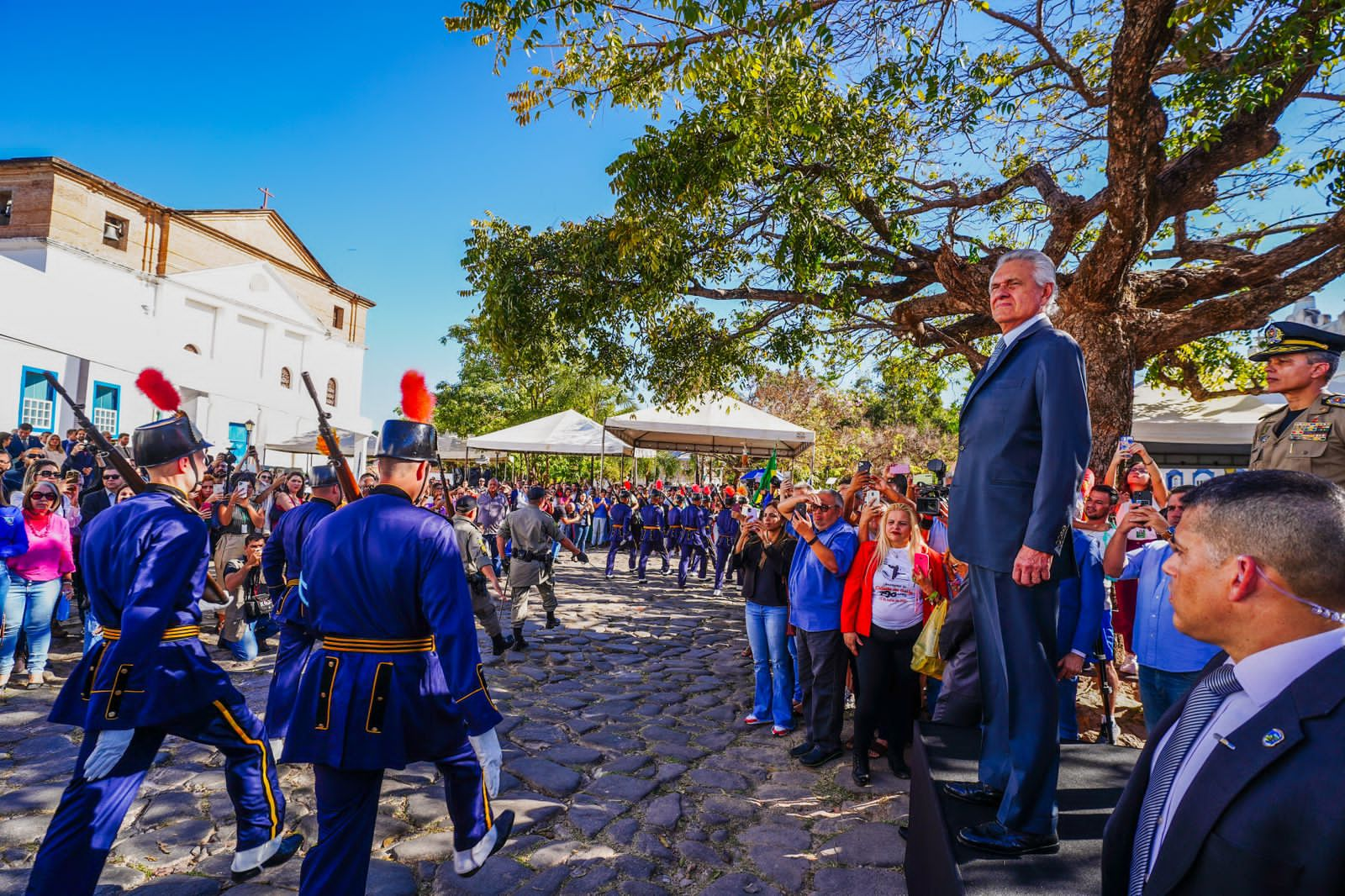 Você está visualizando atualmente <em>“Temos orgulho das nossas origens”, diz Caiado ao transferir capital para cidade de Goiás</em>