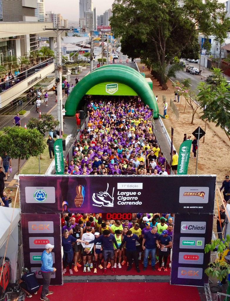 Você está visualizando atualmente <em>Corrida pelo fim do vício no cigarro reúne mais de 800 pessoas em Goiânia</em>