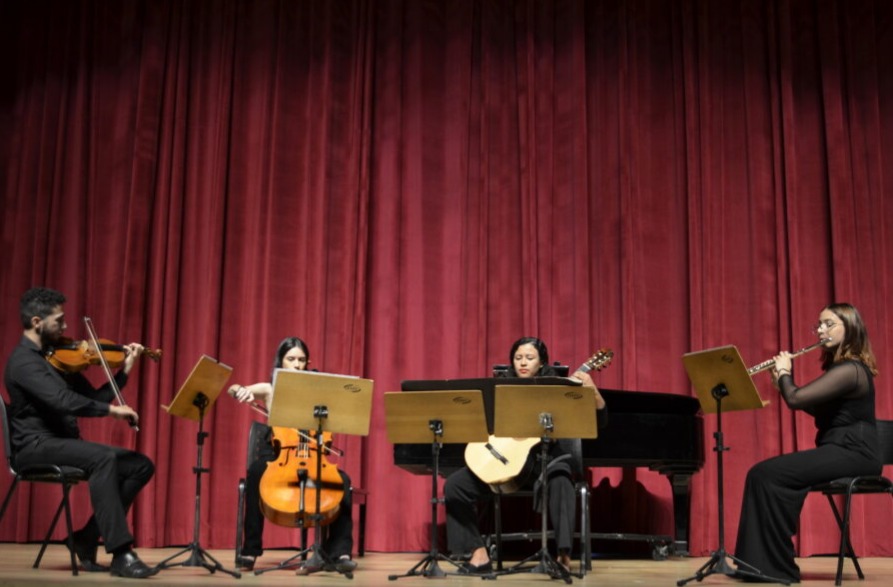 Você está visualizando atualmente <em>Orquestra Sinfônica Jovem de Goiás encerra II Festival de Música de Câmara</em>