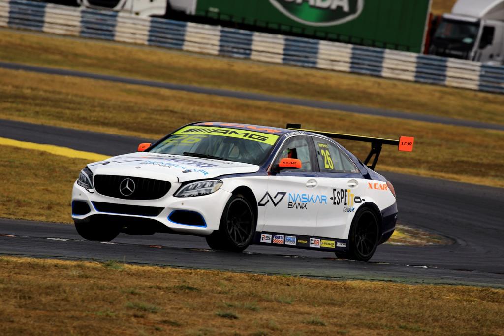 Você está visualizando atualmente Márcio Giordano corre 7ª etapa da AMG CUP Brasil no autódromo de Goiânia e confirma presença na Copa Truck 2024 com patrocínio do Naskar Bank