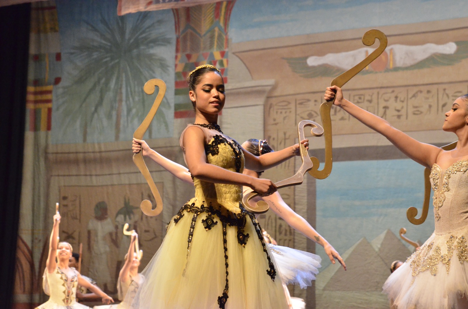 No momento, você está visualizando <em>Balé e Orquestra unem talentos em apresentação no Teatro Escola Basileu França</em>