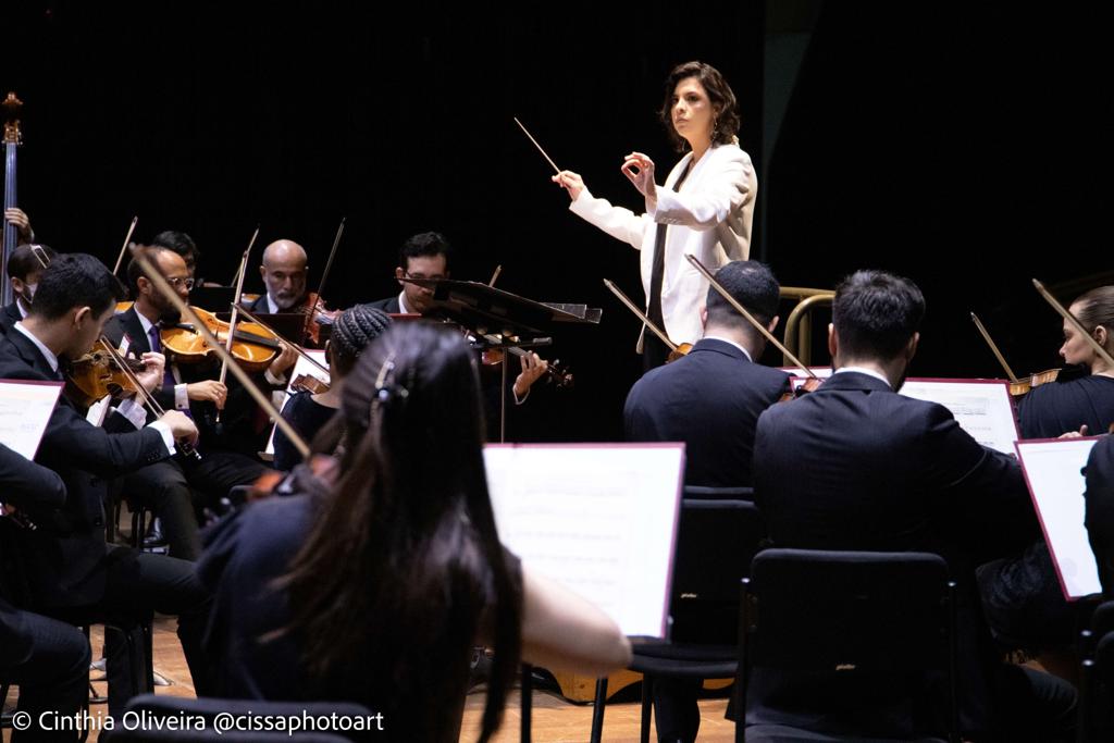 Você está visualizando atualmente <em>Filarmônica realiza concerto interativo no Natal do Bem</em>