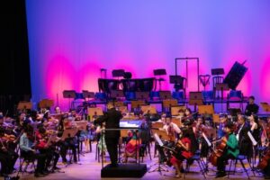 Leia mais sobre o artigo <em>Orquestras Mozart e Sinfônica Jovem Pedro Ludovico Teixeira apresentam PopHits Cinema</em>