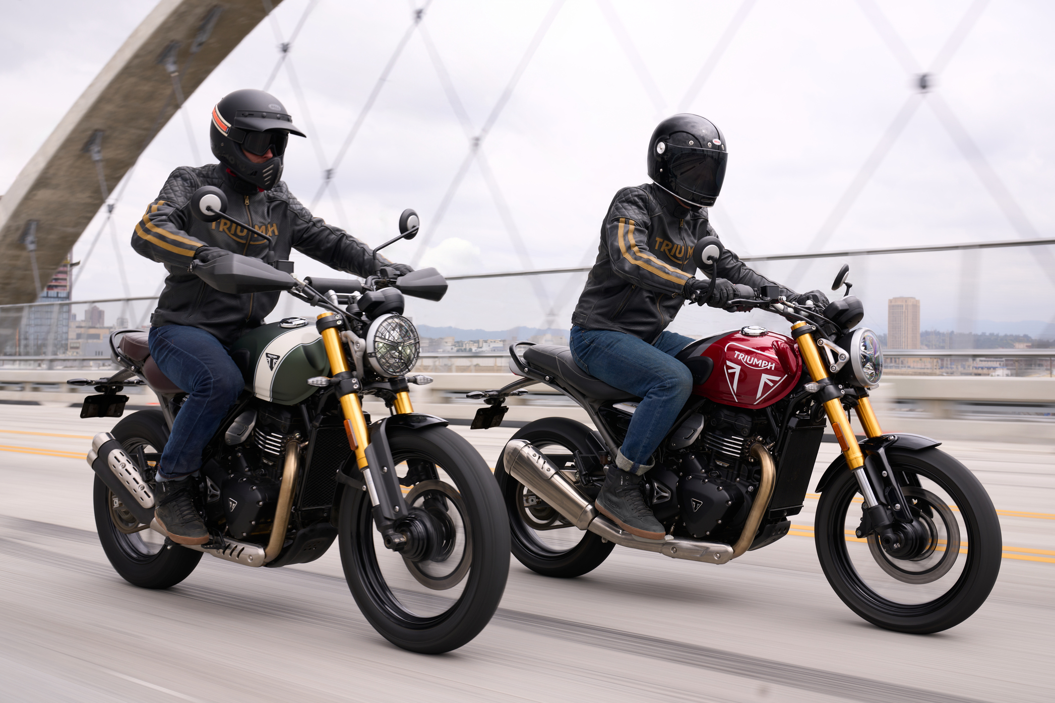 Você está visualizando atualmente <strong>Triumph anuncia novidade dupla: segundo lote das novas 400cc e exposição das motos na rede de concessionárias</strong>