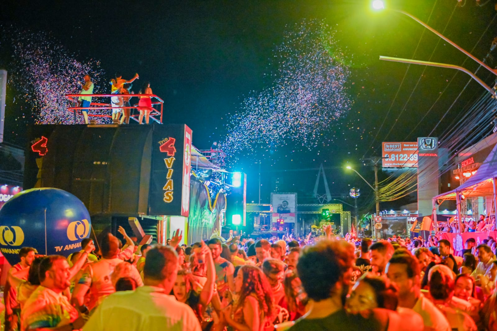 No momento, você está visualizando <em>Com patrocínio do Governo de Goiás, pré-carnaval movimenta turismo em Goiânia</em>