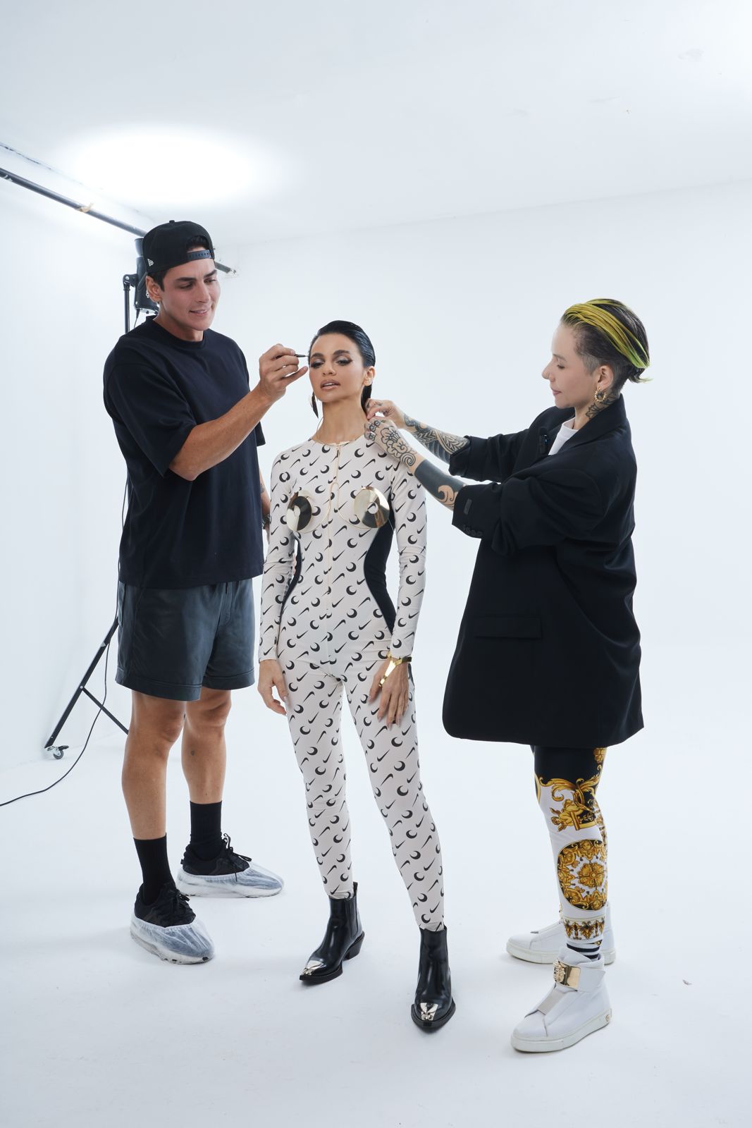 Você está visualizando atualmente <strong>Izabelle Capuzzo assina styling com a DJ Camila Jun</strong>