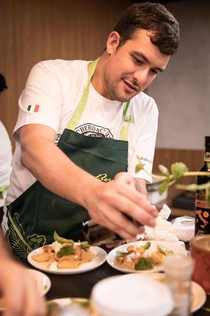 Você está visualizando atualmente Filippo Berio anuncia Chef Antonio Maiolica como novo embaixador da marca