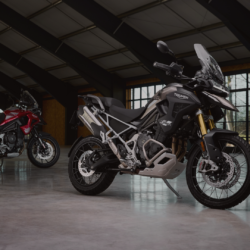 Triumph lança nova Tiger 1200: mais confortável, tecnológica e refinada, a motocicleta chega no Brasil com valores a partir de R$ 88.990,00