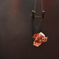 Circo Basileu França apresenta espetáculo em Goiânia