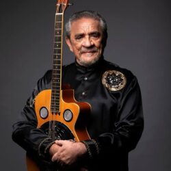 Zé Ramalho faz show no Arena Multiplace