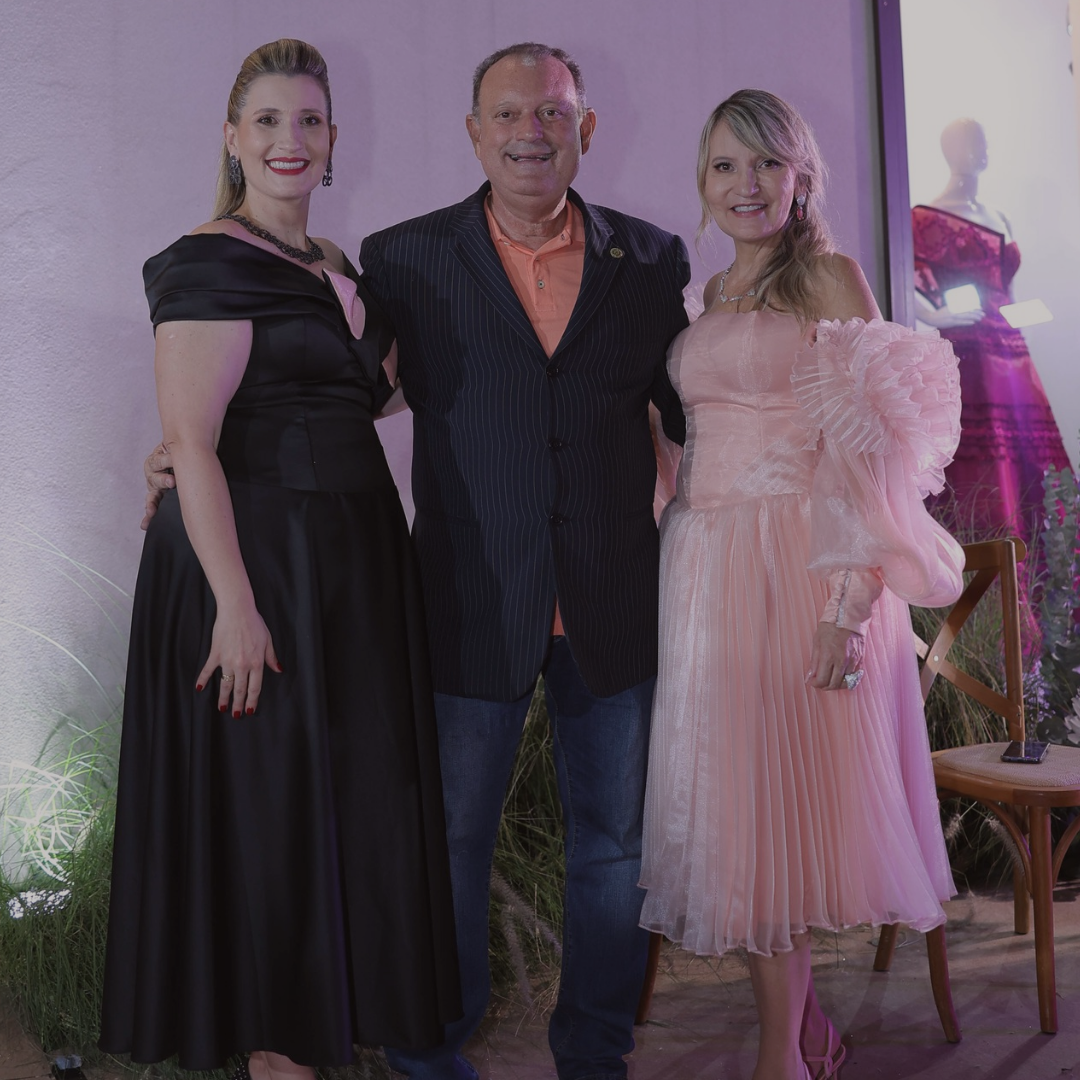 No momento, você está visualizando As Estilistas Maísa Gouveia e Natália Gouveia apresentaram a nova coleção Fall in Love