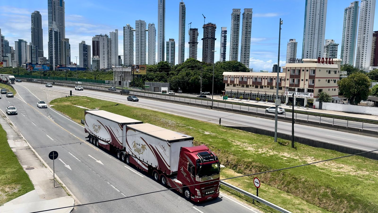 No momento, você está visualizando Comboio do Mirage Circus Chega a Goiânia