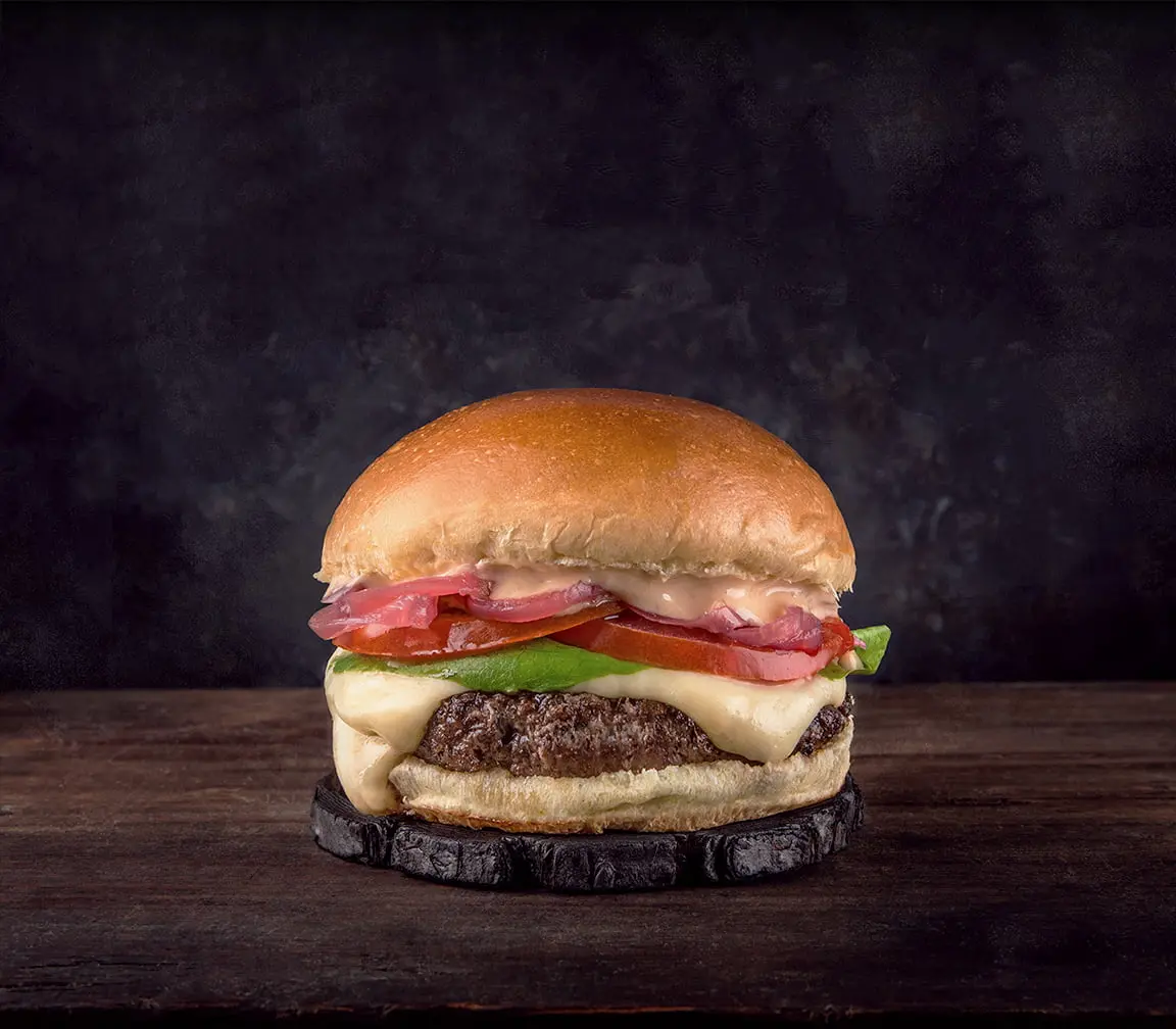No momento, você está visualizando T.T. Burguer abre franquia em Goiânia com cardápio assinado pelo chef renomado Tomas Troisgros