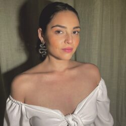 Centro de Goiânia tem show de samba e forró com a cantora Gabriela Assunção