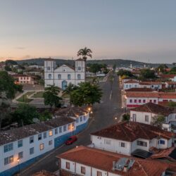 Goiás se destaca no turismo nacional com quatro cidades na elite do setor
