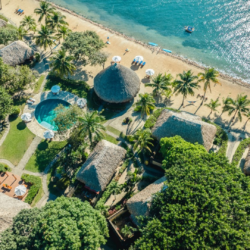 Viagens que transformam: 4 destinos que estão redefinindo a hotelaria de luxo