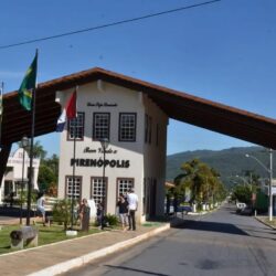 Pré-Carnaval e Carnaval em 16 Municípios Goianos