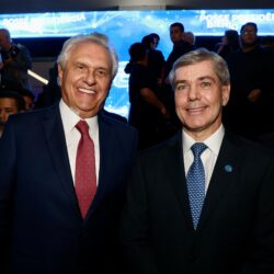 Caiado prestigia posse de André Rocha como presidente da Fieg