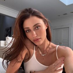 Tiffany & Co nomeia Elisa Zarzur como Friend of the House